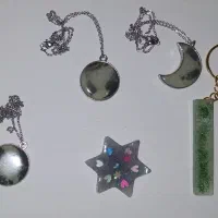 گردنبند و گیره سر رزینی