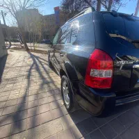 توسان بی رنگ