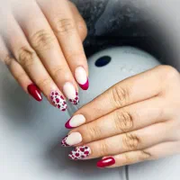 کاشت ناخن تخفیف فروردینی آزادگان قرنی