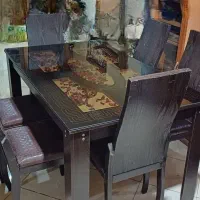 میز ناهارخوری سالم و تمیز