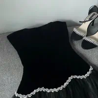 خیاط بانوان (با الگوی منحصر به فرد )