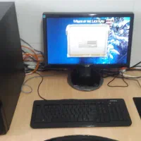 فروش کیس I7 همراه مانیتور کیبورد ماوس میز و صندلی