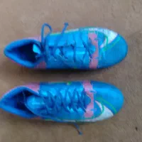 کفش فوتبال چمنی وقلمبند