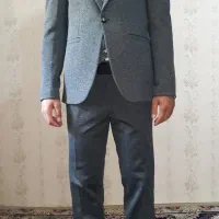 کت شلوار صفر پلمپ اصلا پوشیده نشده۴۶