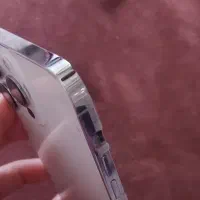 گوشی آیفون 13پرومکس در حد نو رنگ سفید