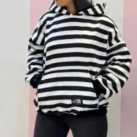 هودی تو کرکی جیب کانگورویی کلاهدار|لباس|سلماس, |دیوار