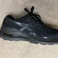 کتونی ورزشی خارجی asics سایز ۳۹/۵|کیف، کفش، کمربند|رشت, پارک شهر|دیوار