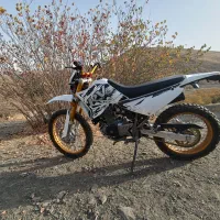 تریل روان ۱۴۰۴