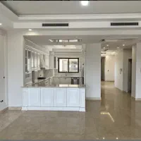 آپارتمان ۱۵۵ متری لوکیشن بی نظیر پلن عالی