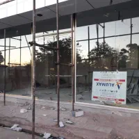 اورژانس  شیشه سکوریت وپنجره یوپی وی س|خدمات پیشه و مهارت|اردبیل, |دیوار