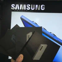 زیر قیمت کل ایران سامسونگ  Galaxy Z Fold6  ۲۵۶