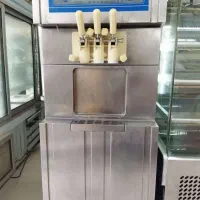 دستگاه بستنی