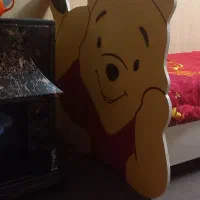 تخت یک نفره کودک ونوجوانی ویک عدد میز تلویون