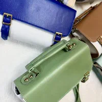 ارزانسرای نازگل قیمت مناسب و کیفیت بالا|کیف، کفش، کمربند|زابل, |دیوار