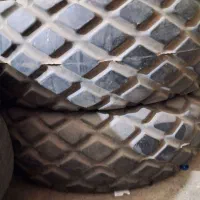 لاستیک بیل بکهو و جلو تراکتور