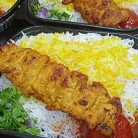 آشپز و پیک موتوری