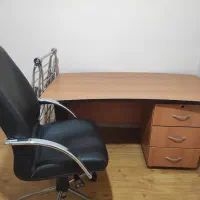 میز اداری و مطالعه
