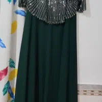 لباس مجلسی سبز رنگ تن نکردم اصلا ۳ میلیون ۶۰۰