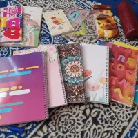 تعدادی دفتر فنری ۸۰ و ۶۰ برگ