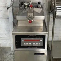 خریدار و فروشنده  تجهیزات فست فود و کافی شاپ