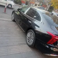 هونگچی h5مدل ۲۰۲۵صفر کیلومتر(موجودی نمایشگاه)|خودرو سواری و وانت|تهران, درختی|دیوار