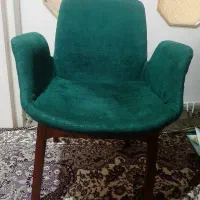 میز نهار خوری ۴نفره سالم وشیک