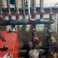 لوله کشی آب فاضلاب نصب پمپ تعمیر پمپ شیرالات