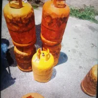 کپسول گاز زرد