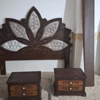 تخت خواب .میز آرایش .میز تلویزیون .گاز تابلو فرش