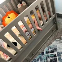 تخت و کمد کودک