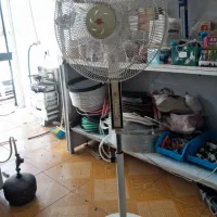 پنکه پایه دار