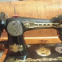 چرخ خیاطی قدیمی