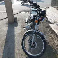 موتور ۲۰۰ همتاز