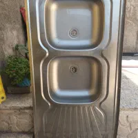 میز کار تمام استیل نو همراه قفسه شیشه ای|فروشگاه و مغازه|مشهد, هفت تیر (نه دره)|دیوار