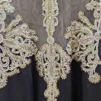 لباس مجلسی مشگی|لباس|قم, وادی السلام|دیوار