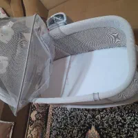 گهواره متحرک و موزیکال برقی|تخت و صندلی بچه|آبادان, |دیوار