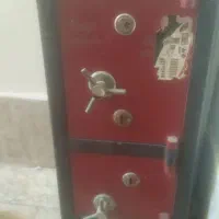 گاو صندوق ایران کاوه در حد نو