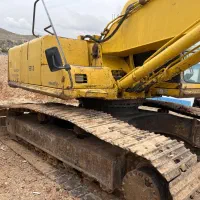 بیل ۲۰۰ کوماتسو خط ۶ گاز برقی