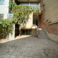 سه طبقه دربست اتباع ،تولیدی ،کار وسکونت