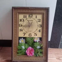 ساعت دیواری