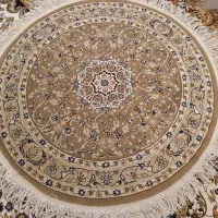 قالیچه گرد در حد نو