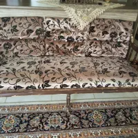 یک دست مبلمان ۷ نفره با دوتا میز عسلی کوچیک سالم|مبلمان خانگی و میز عسلی|اصفهان, عطار نیشابوری|دیوار