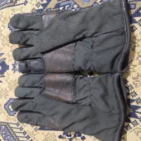 کاپشن و دستکش|لباس|گنبد کاووس, |دیوار