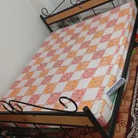 تخت خواب همراه تشک سالم