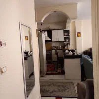 فروش آپارتمان/ خانه کارگر/خیام/روبه آفتاب/۸۰متر|فروش آپارتمان|شاهینشهر, سعدی جنوبی|دیوار