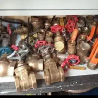 خرید وفروش ضایعات آهن آلات