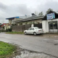 خانه-ویلایی-بر-آسفالت-دوبر-همراه-با-مغازه