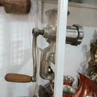 چرخ گوشت قدیمی