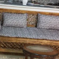 مبل سنتی چوبی|مبلمان خانگی و میز عسلی|قم, هنرستان|دیوار
