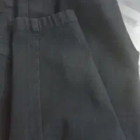 یه کوله پشتی وچندین تکه لباس وکیف